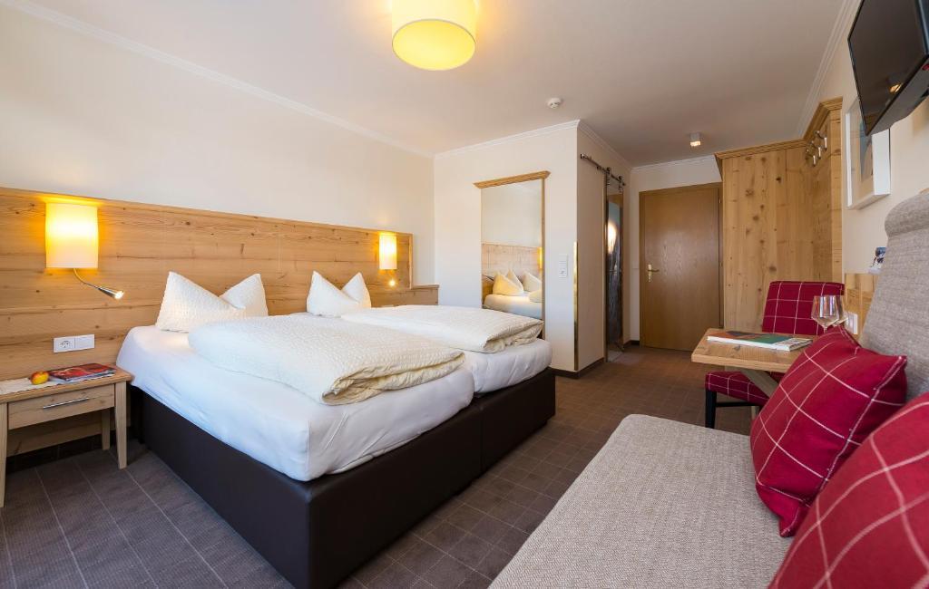 Hotel Garni Entstrasser Kitzbühel Quarto foto